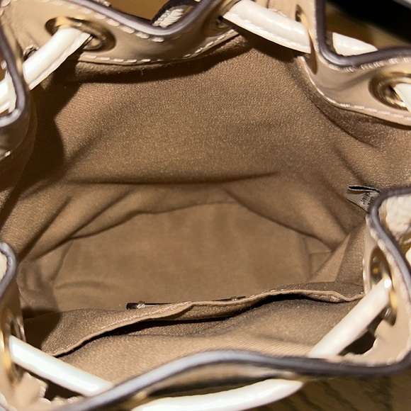 Coach Dempsey Drawstring 15 - Picture 9 of 9